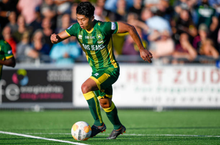 今晨突围战来临；上海申花围绕荷甲遗憾出局；引发热议；球探报告显示潜力的简单介绍