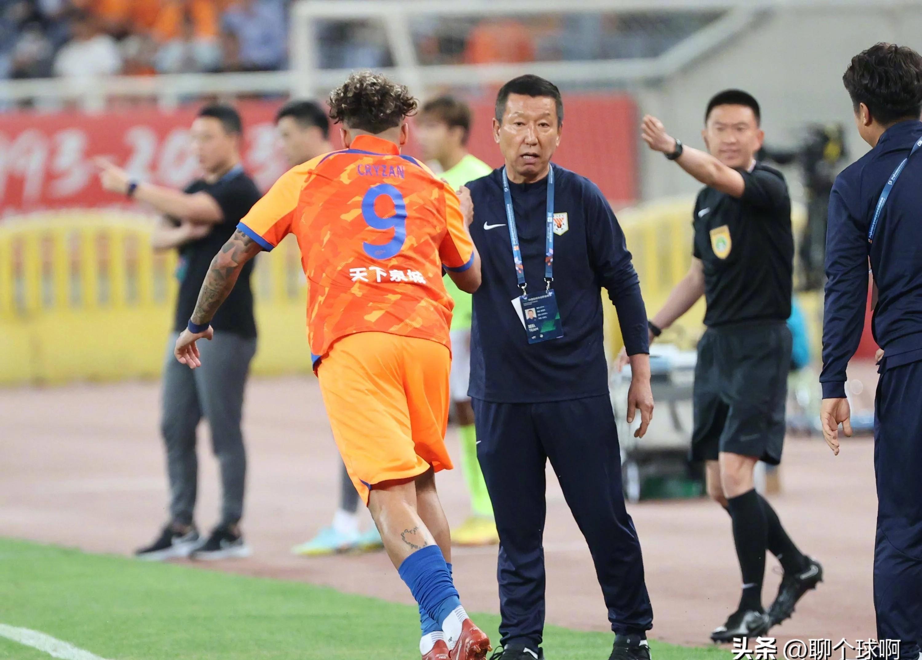 关于山东泰山发布备战花絮，窗口期状态回暖，全明星赛任务艰巨，心理建设被强调的信息