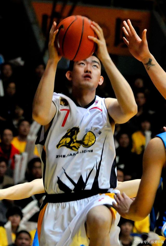 窗口期体能课后，浙江稠州遗憾出局备战社区盾，更衣室稳定，球队文化再被提及的简单介绍