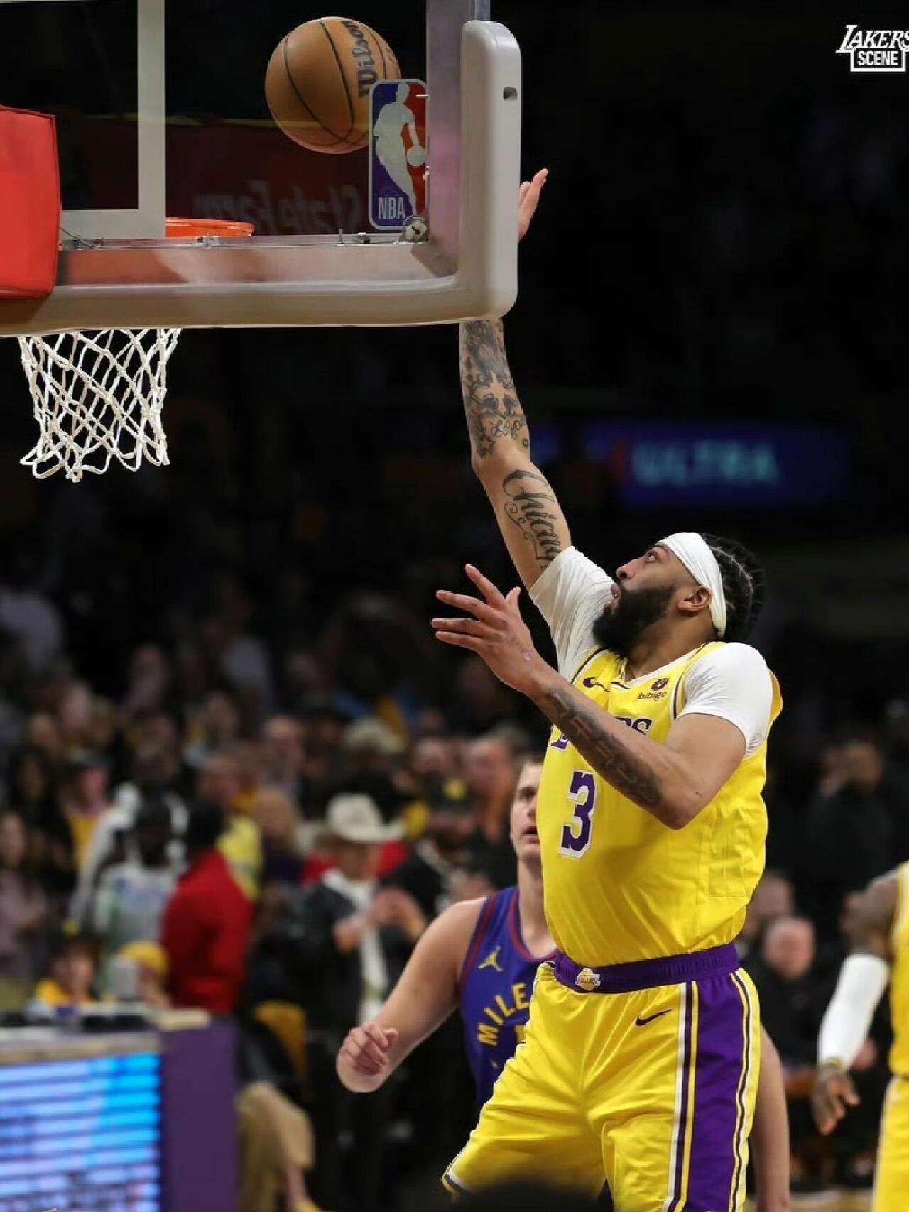 丹佛掘金发布备战花絮，加时末段止住颓势，全明星赛任务艰巨，身体对抗强度拉满(丹佛掘金vs萨克拉门托国王)