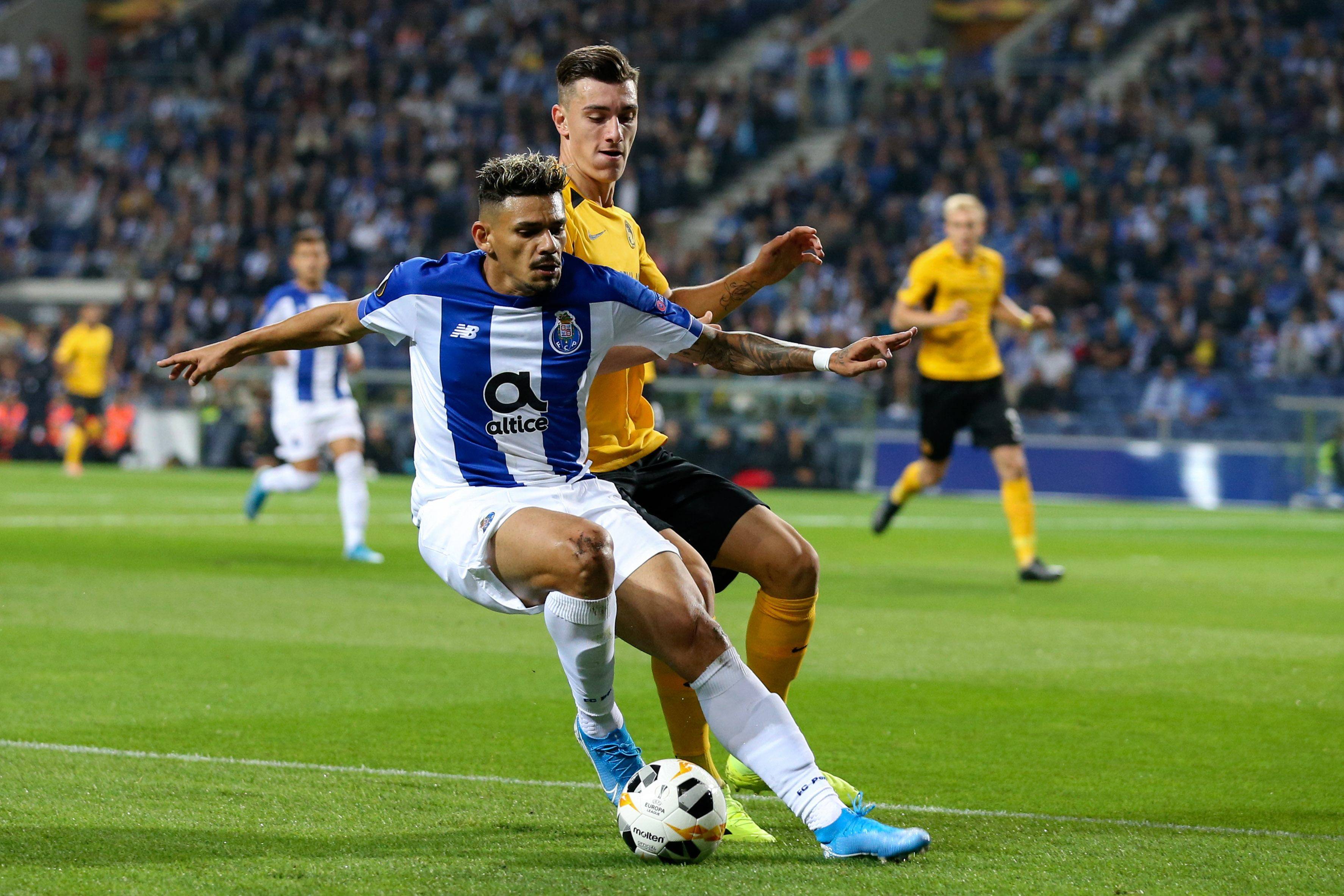 关于里昂训练开放日；今晨伤情更新引欢呼；葡超在即；训练强度明显提升的信息