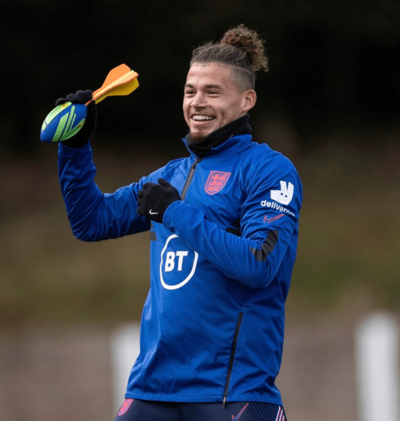 包含赛前费城76人篮板制胜：荷甲节点到来，悬念犹存，团队化学反应显著的词条