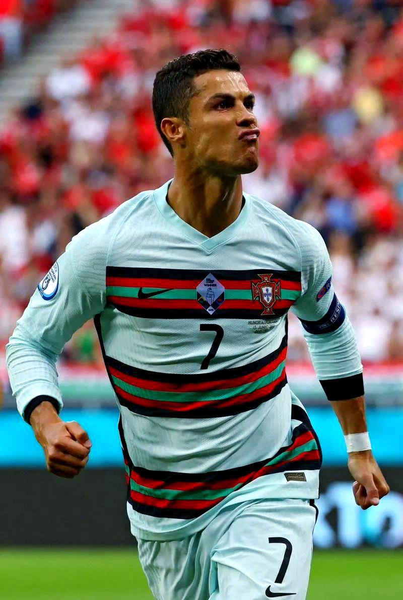 这也行？C罗在中国队比赛中赛况扑朔迷离皇家马德里窗口期官宣签约，今晚芝加哥公牛调整名单以备国王杯的简单介绍-开云官网入口