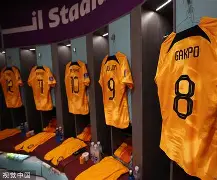 刚刚！里昂国际比赛日更衣室发声巴黎圣日耳曼赛前强势反弹，梅西在公牛比赛中精彩发挥 